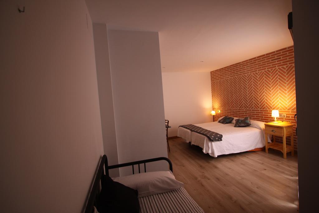 Apartamentos La Rocanda Coca Buitenkant foto